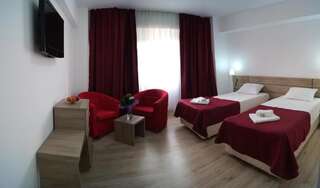 Отель Hotel Otopeni Отопень Двухместный номер с 2 отдельными кроватями-16